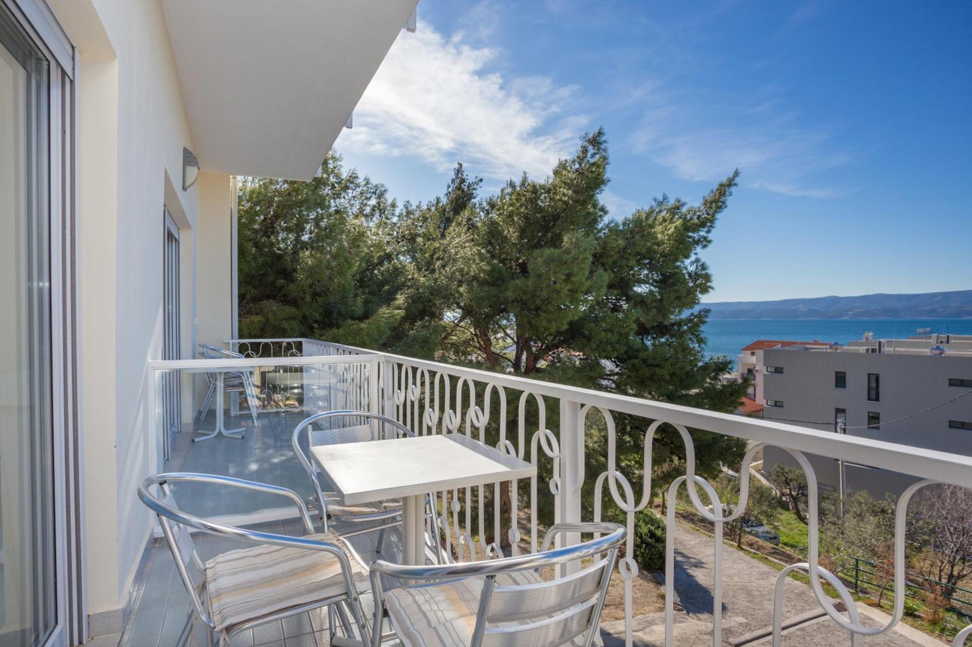 Apartments By The Sea Duce, Omis - 946 Duće Exterior foto