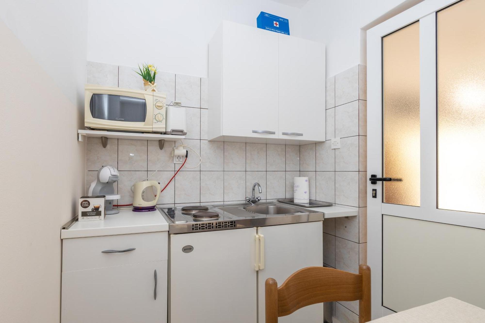 Apartments By The Sea Duce, Omis - 946 Duće Exterior foto