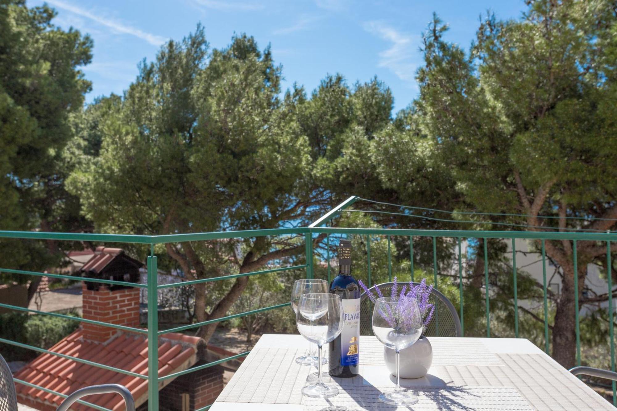 Apartments By The Sea Duce, Omis - 946 Duće Exterior foto