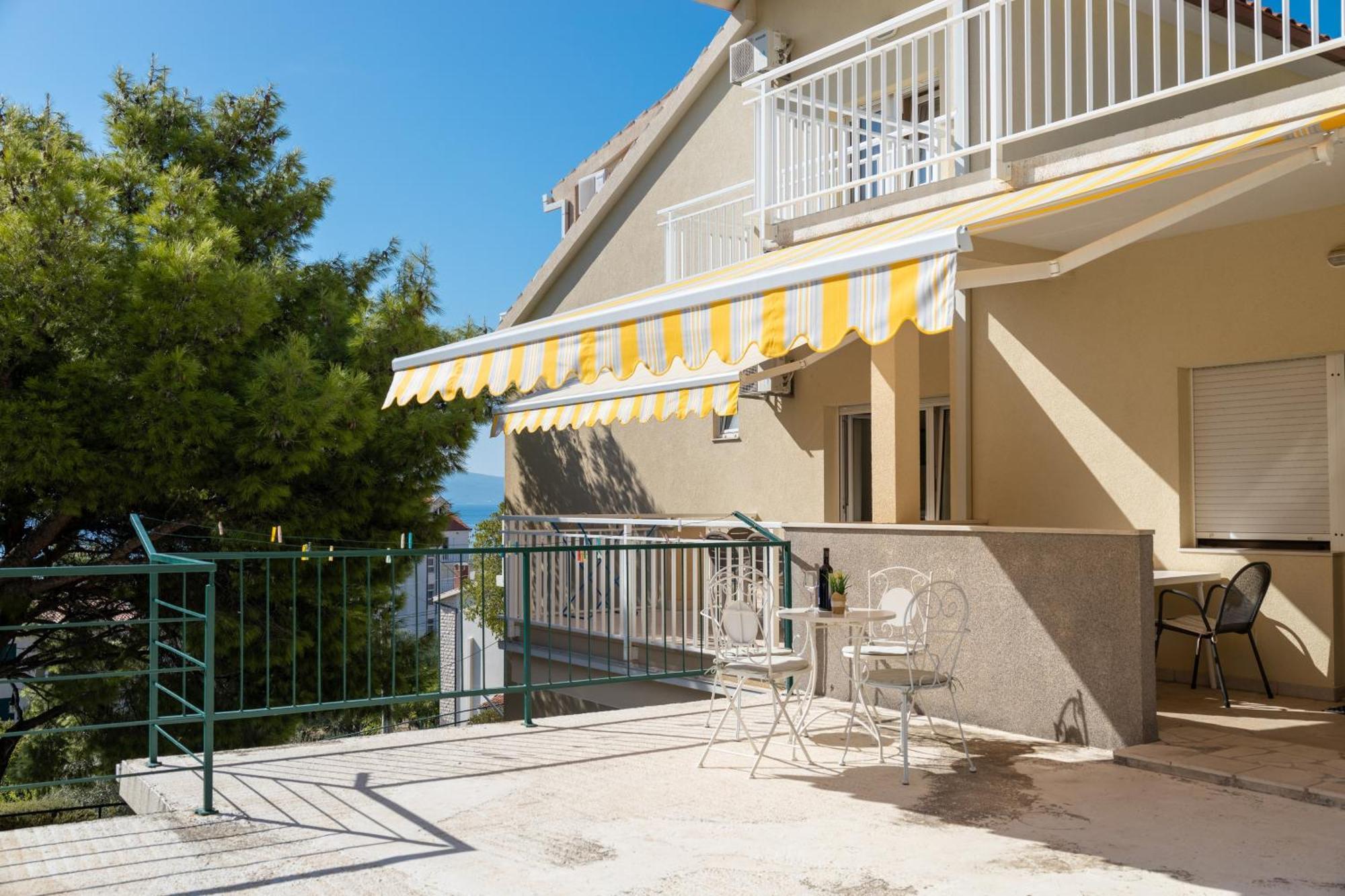 Apartments By The Sea Duce, Omis - 946 Duće Exterior foto