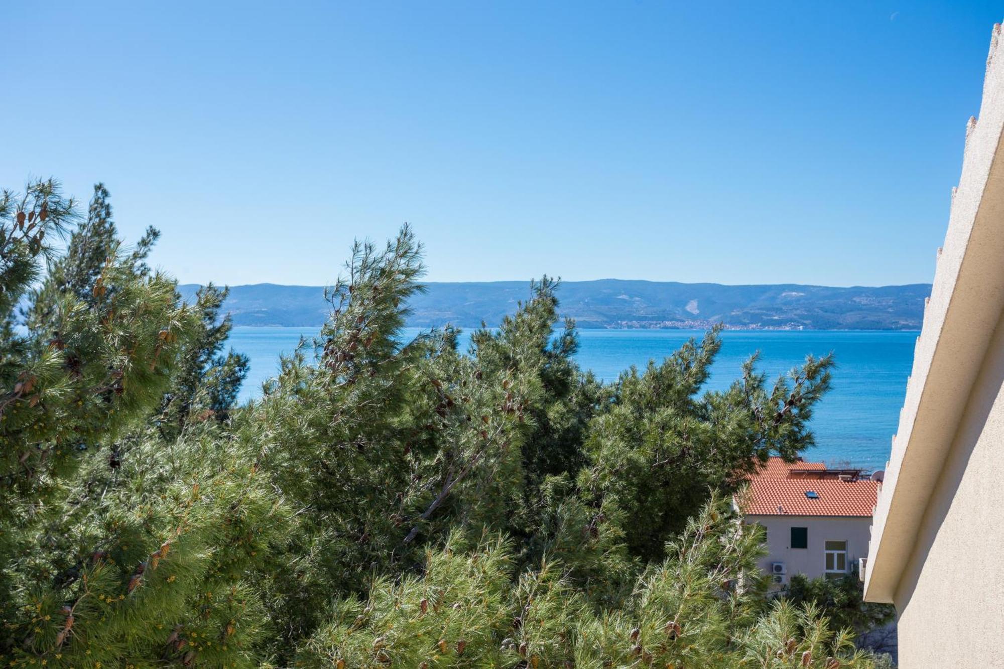 Apartments By The Sea Duce, Omis - 946 Duće Exterior foto