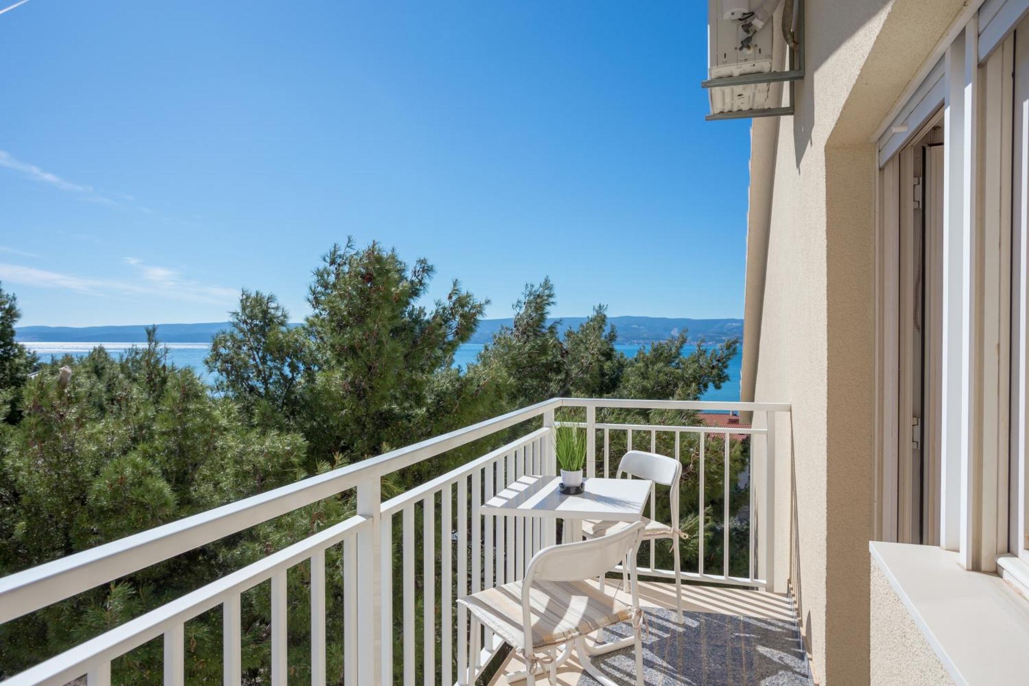 Apartments By The Sea Duce, Omis - 946 Duće Exterior foto