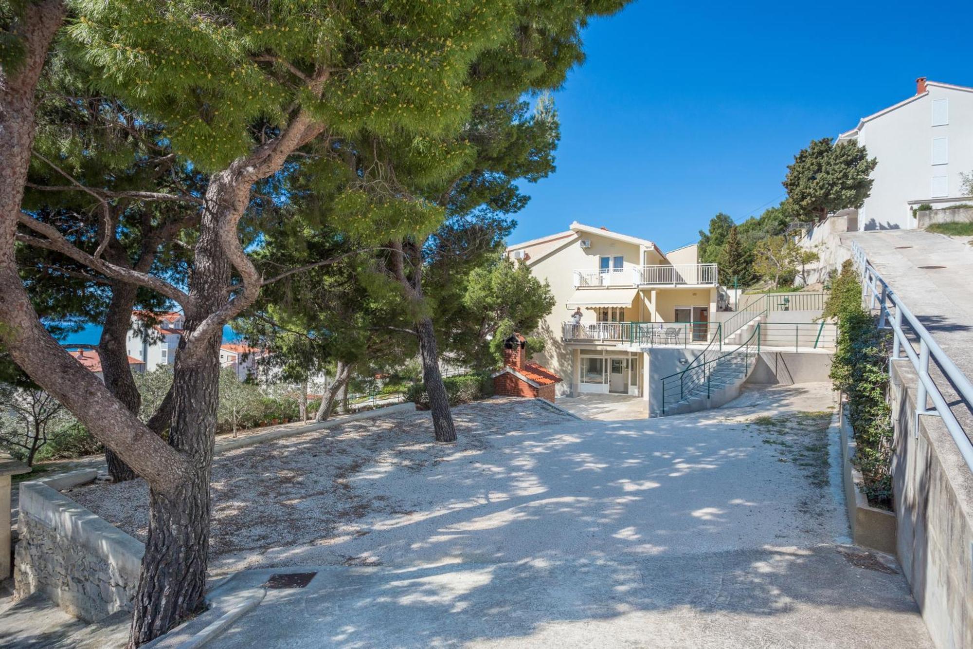 Apartments By The Sea Duce, Omis - 946 Duće Exterior foto