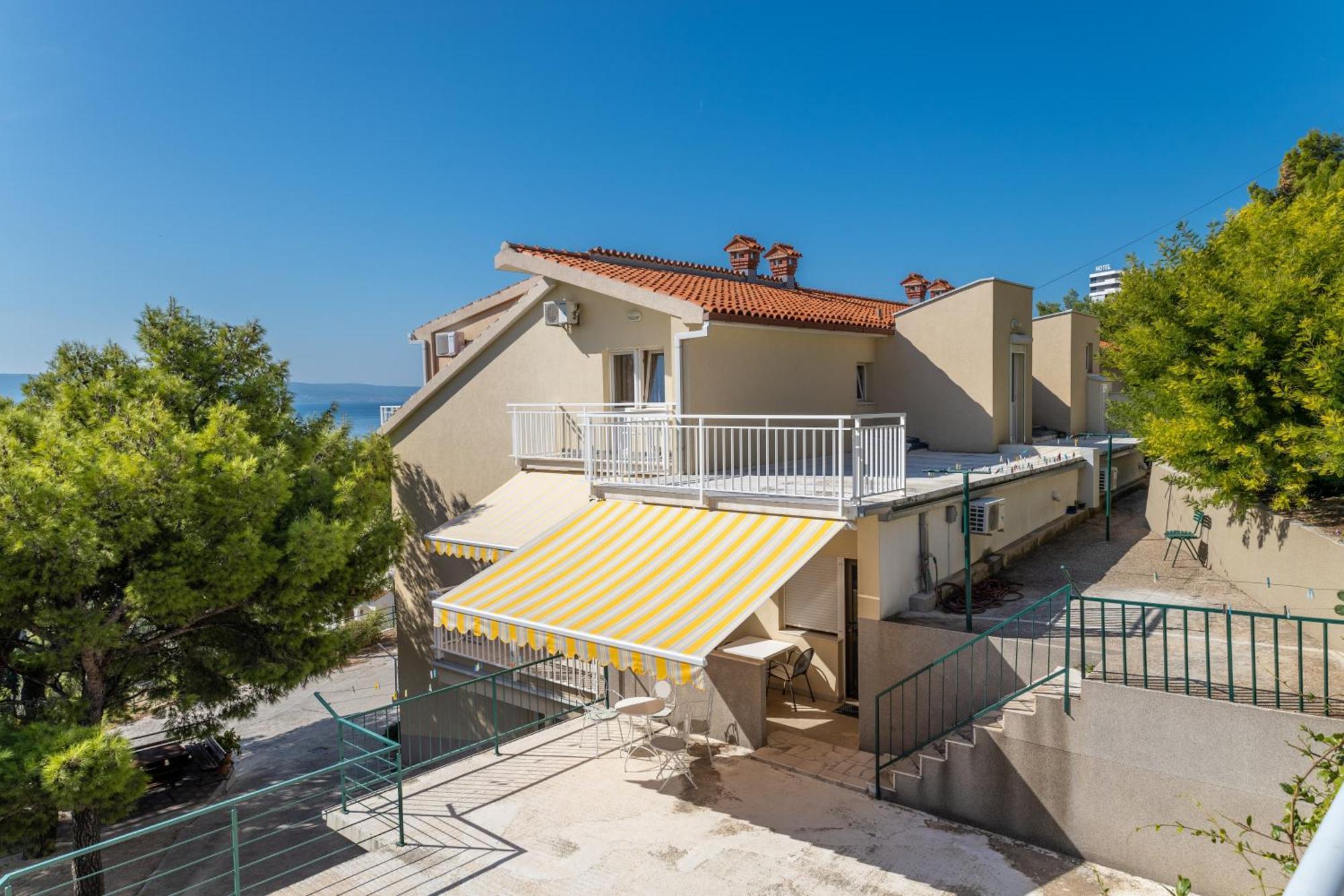 Apartments By The Sea Duce, Omis - 946 Duće Exterior foto
